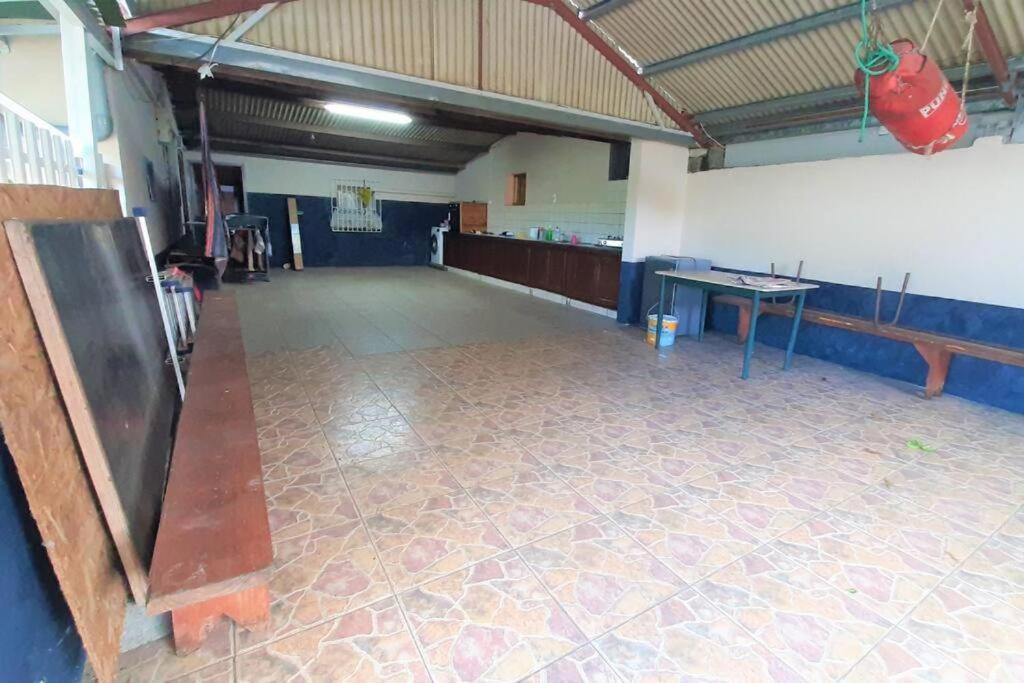 Chambre Privee 1 - Case Creole Le Mistral,Chez Kevin سانت أندريه المظهر الخارجي الصورة